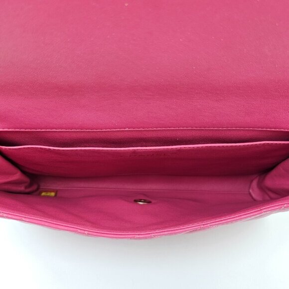 Chanel Lambskin Quilted Clutch with Chain Flap Pink - Picture 3 of 11